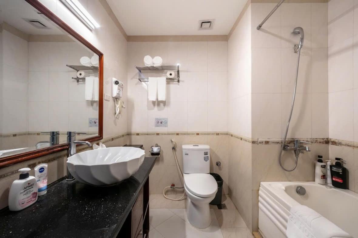 A25 Hotel - 15 Tran Quoc Toan Hanoi Zewnętrze zdjęcie
